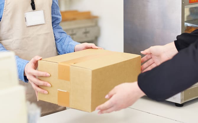 時間と手間を節約。ドレスはクリーニングの必要がなく、簡単に返却できるので、忙しい方でも安心です。