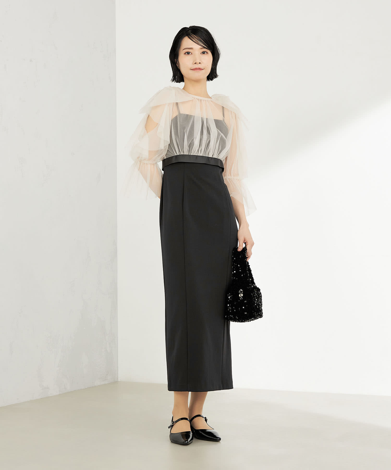 結婚式・二次会向けのSNIDEL(スナイデル)の黒色のレンタルパーティドレスの画像