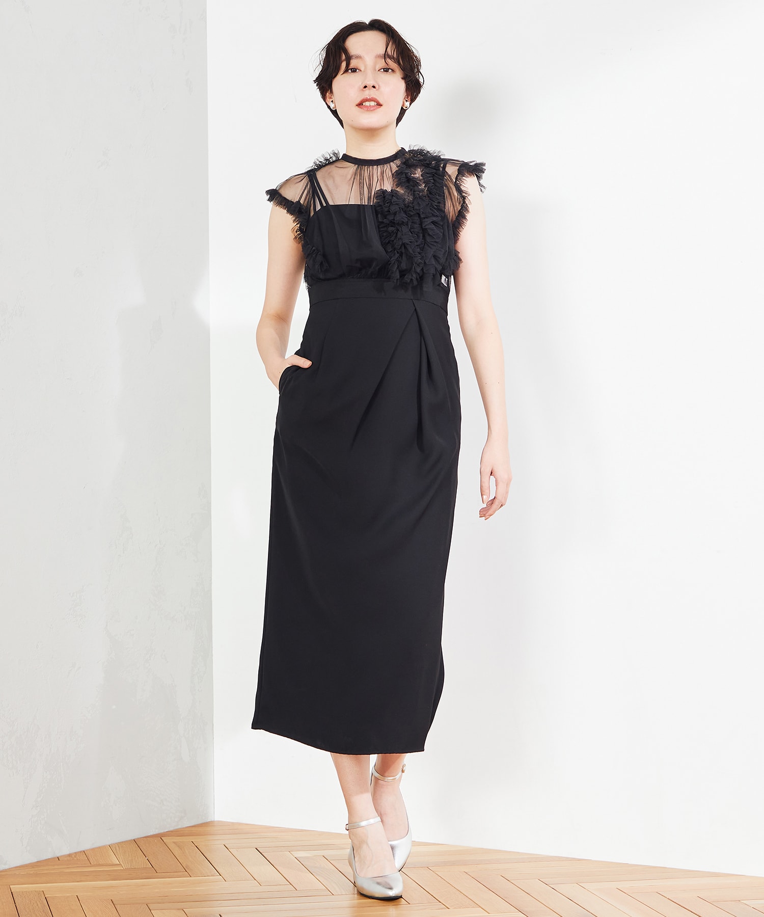 結婚式・二次会向けのSNIDEL(スナイデル)の黒色のレンタルパーティドレスの画像