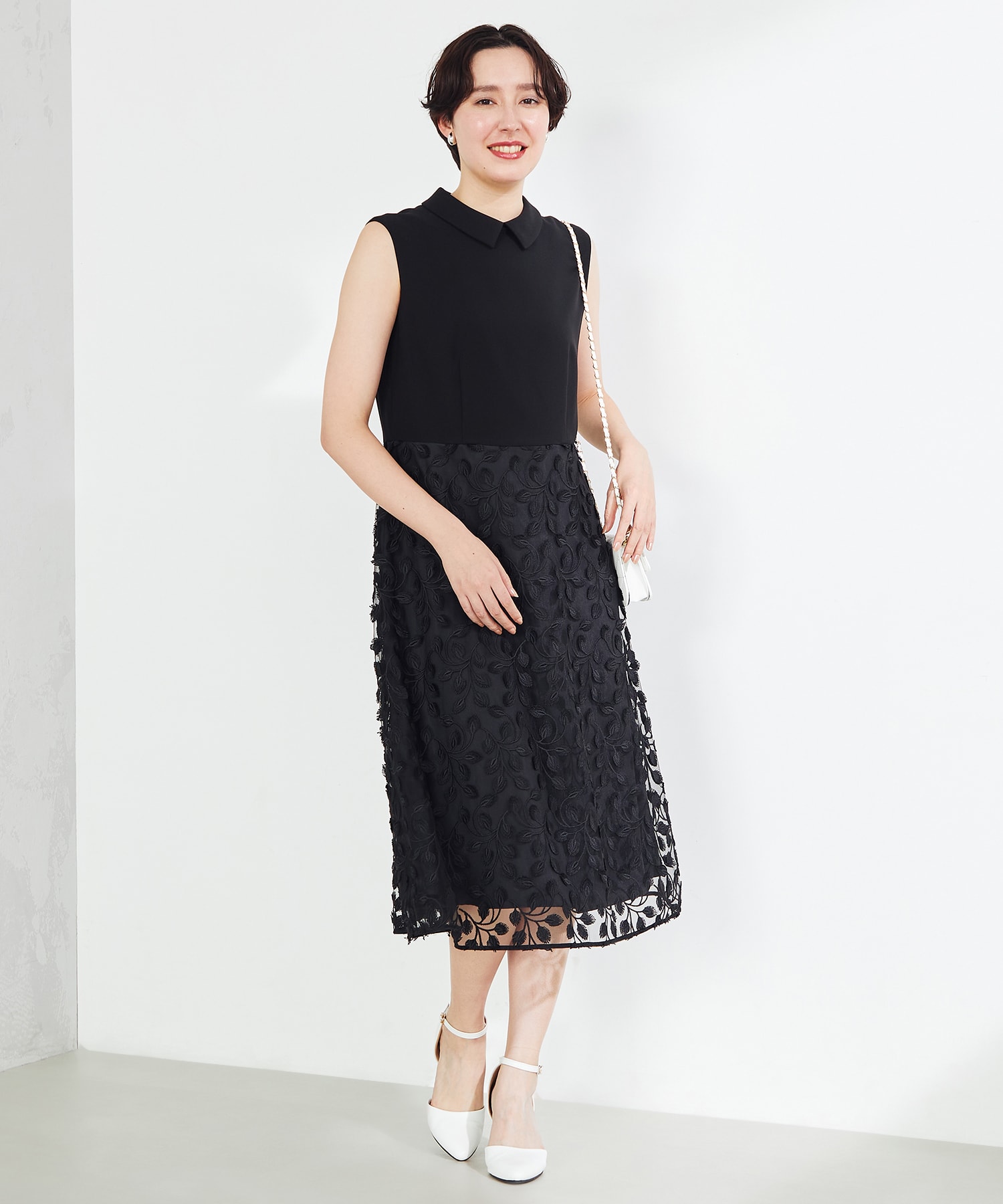 結婚式・二次会向けの23区(ニジュウサンク)の黒色のレンタルパーティドレスの画像